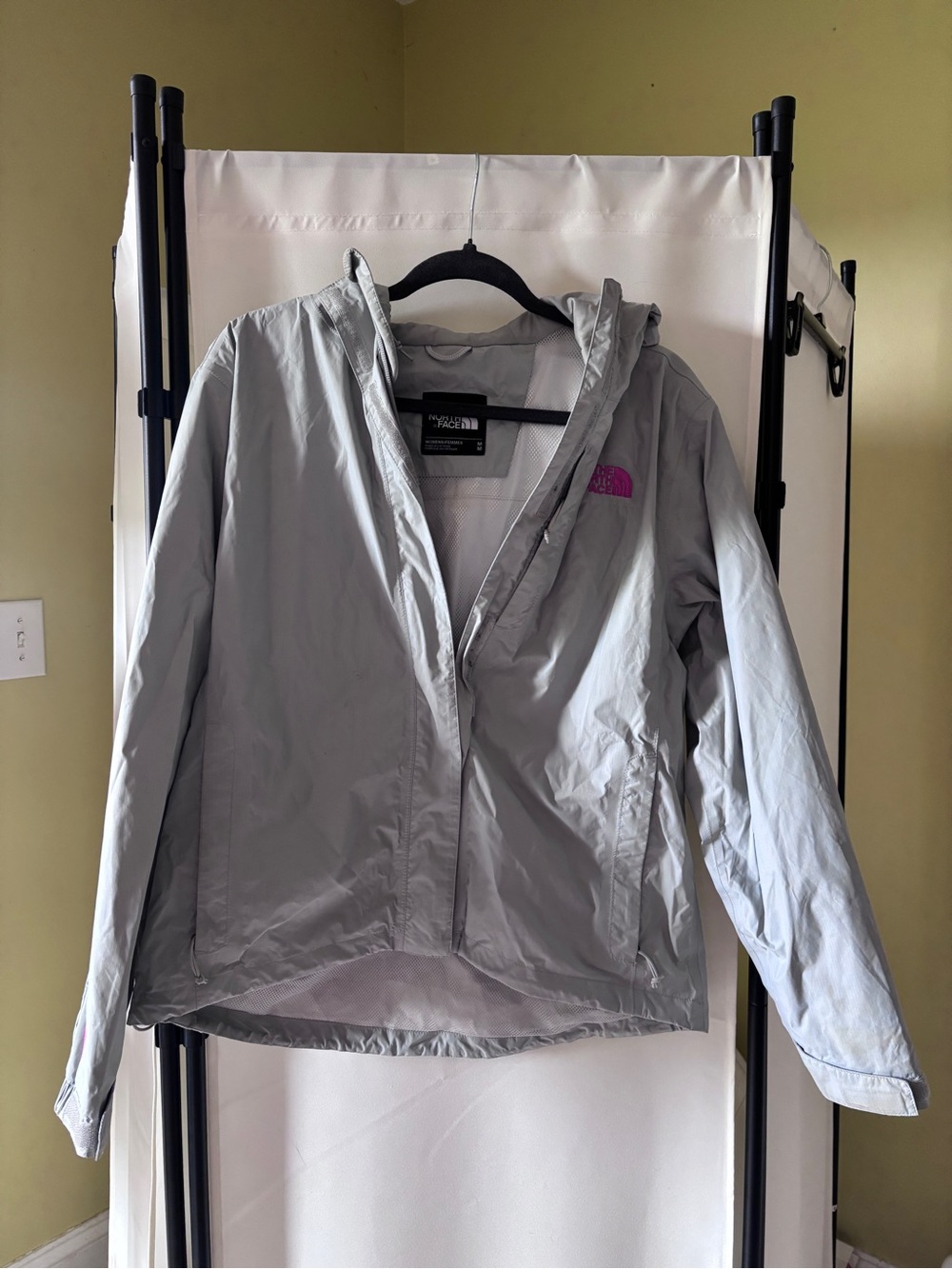 The North Face Women's Light Gray Hooded Shell Jacket with Pink Logo